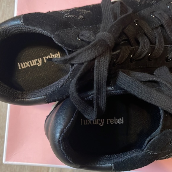 ☀️☀️Luxury Rebel Black LR -Tinella so cute sequence star sneakers☀️☀️☀️ - Picture 8 of 10